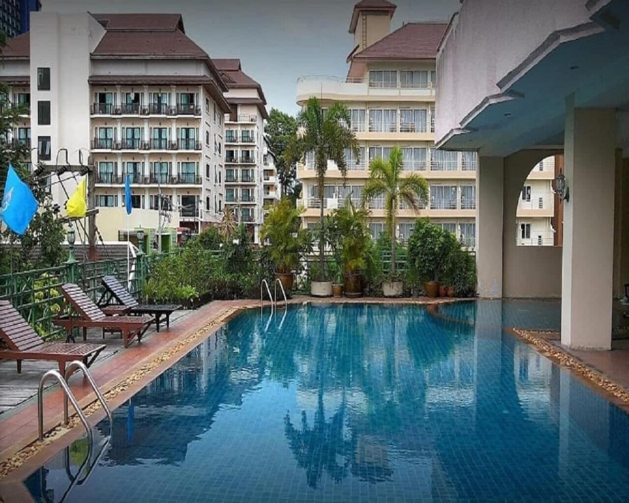 11 Central Hotels Near The Avenue Pattaya Worth Booking in 2025