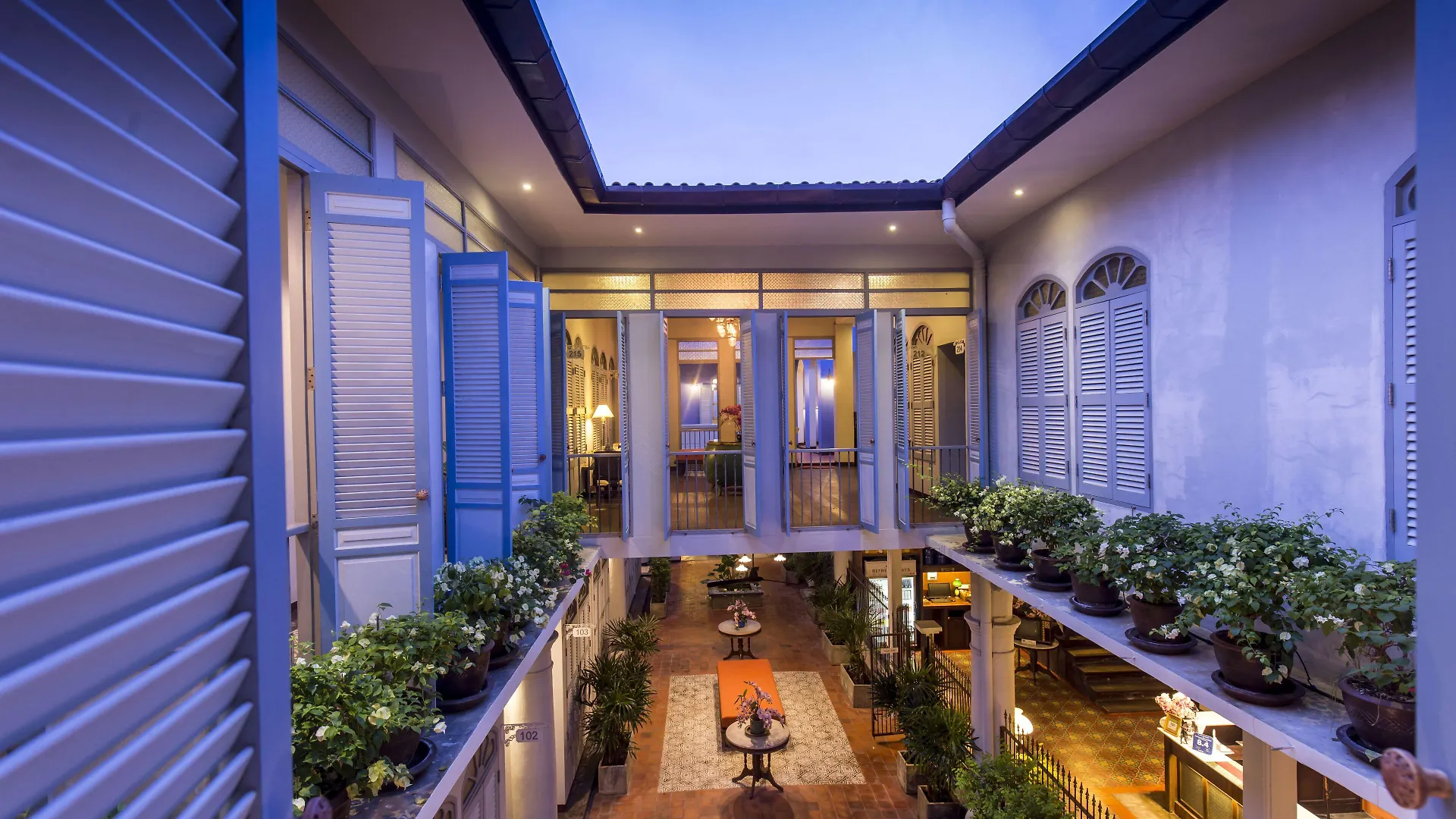 15 Central Hotels Near Chao Fah Variety Market for Smart Stays
