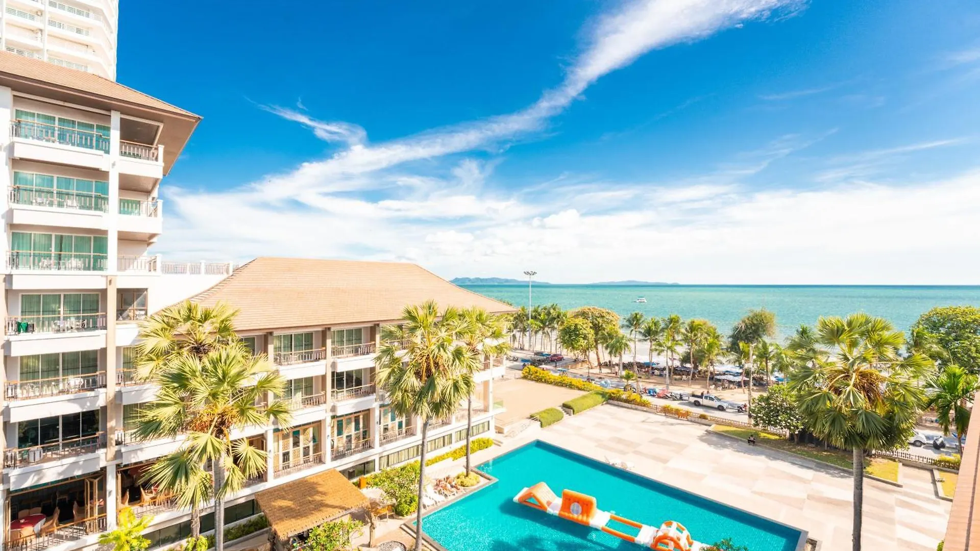 4 Top-Rated Beach Hotels In Dongtan Beach, Pattaya