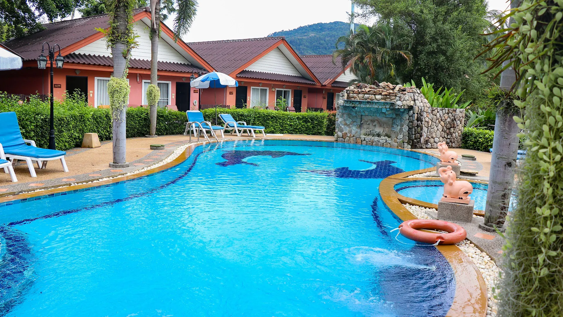 14 Best Central Hotels Close to Laem Sing in Surin Beach
