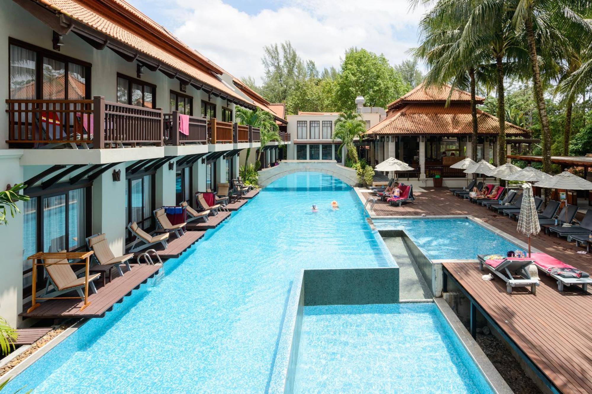 4 Best 4-Star Hotels in Nang Thong Beach for Smart Stays